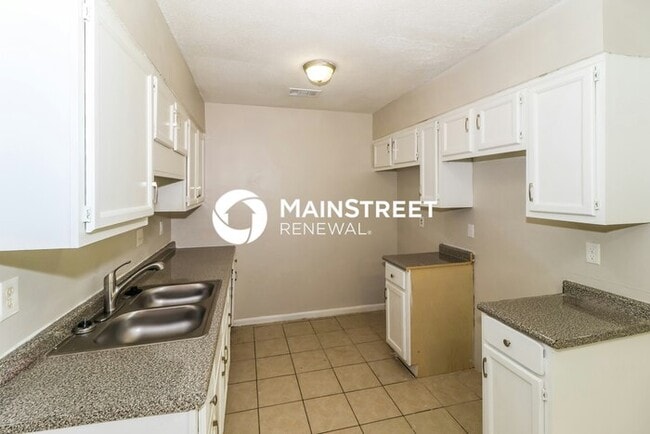 Building Photo - 3 Bedroom Pet-Friendly Home in Memphis, TN...