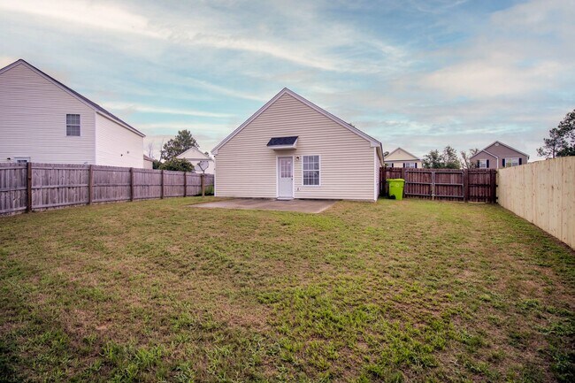 Building Photo - Recently Updated, and a FENCED Backyard!