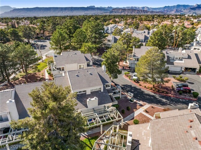 Building Photo - 2748 Lodestone Dr