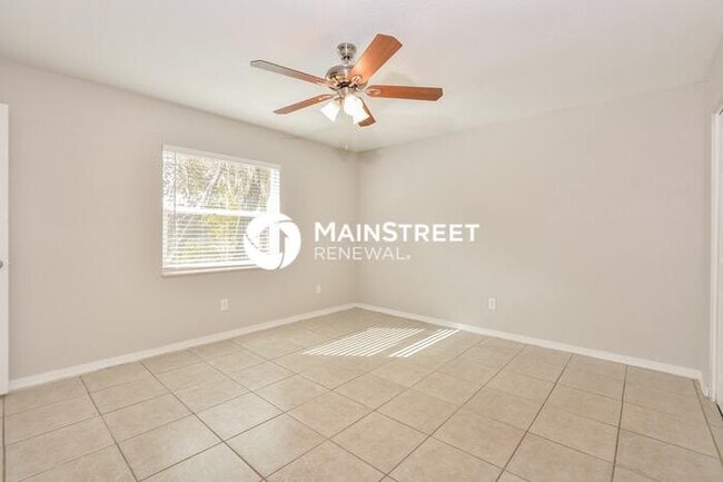 Building Photo - 4 Bedroom Pet-Friendly Home in DELAND, FL ...