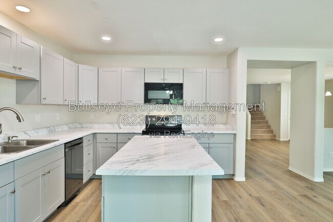 Building Photo - 2783 S Sailors Way