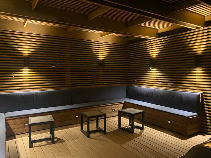 Building Photo - 1021 N Hermitage Ave