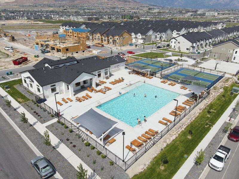 Building Photo - 1984 N 3830 W