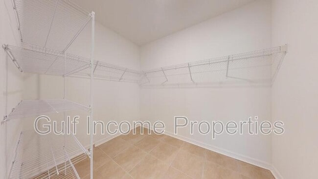 Building Photo - 5552 Patano Lp