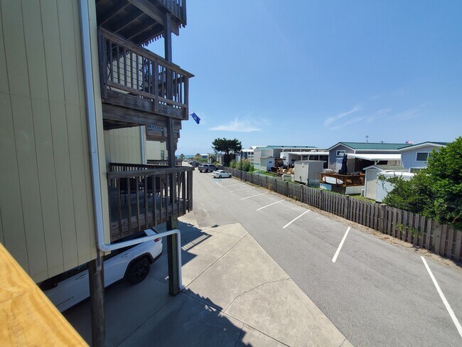 Building Photo - 9100 Reed Dr