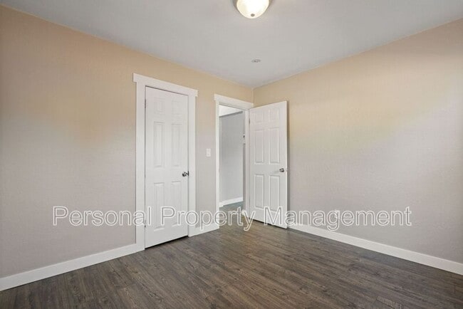 Building Photo - 2311 Neals Ln