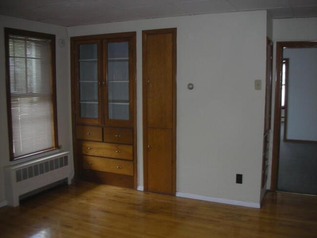 Building Photo - 759 Somerville St