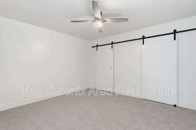 Building Photo - 4950 N Miller Rd