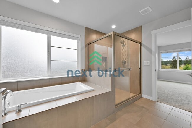 Building Photo - Spacious 3-Bed Townhouse Retreat in Bothell – 1928 Sq Ft of Comfortable Living!