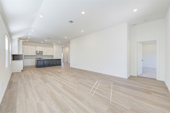 Building Photo - 30347 Tall Fescue Dr