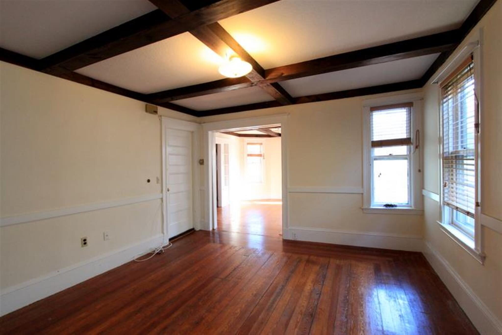 Building Photo - 92 Rogers Ave