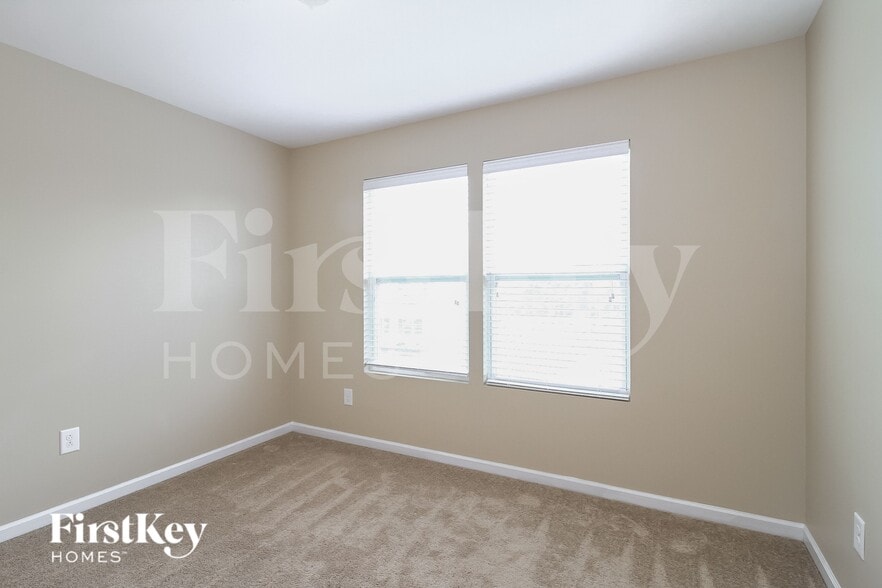 Building Photo - 383 Inlet Pl Dr