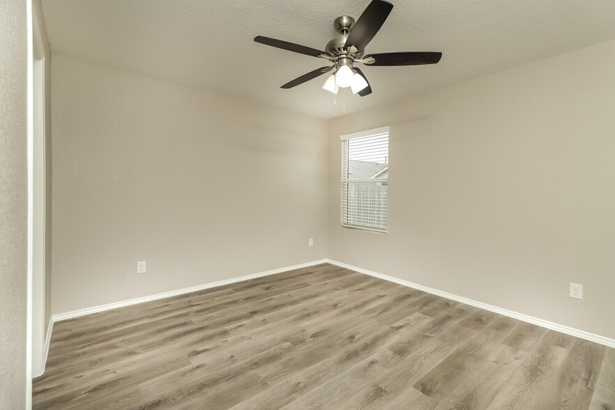 Building Photo - 10714 Giacconi Dr