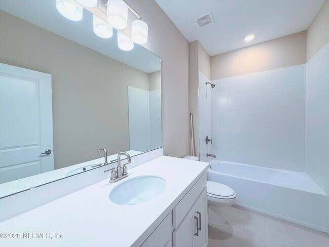 Building Photo - 312 Cherry Elm Dr