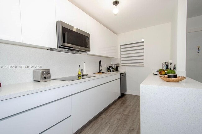 Building Photo - 6215 W 20th Ave