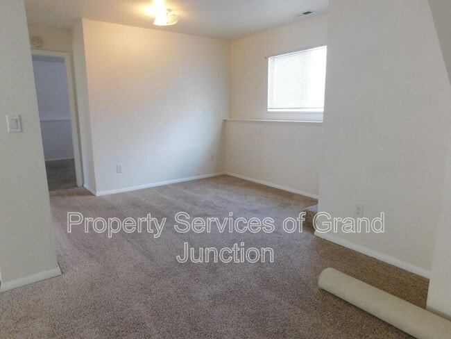 Building Photo - 2776 Grant Ct