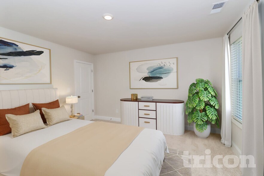 Building Photo - 224 Queenshall Rd