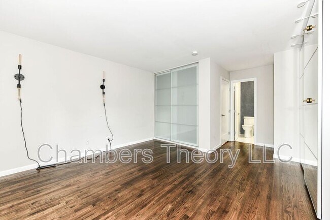 Building Photo - 11475 Washington Plaza W