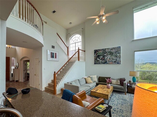 Building Photo - 2200 Rimrock Dr