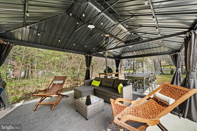 Building Photo - 3803 Estel Rd