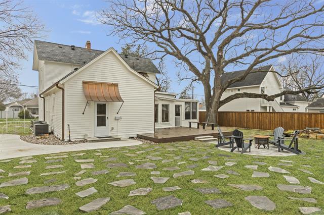 Building Photo - 616 W Virginia St