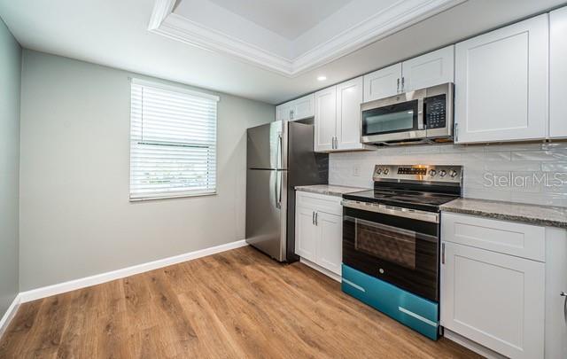 Building Photo - 416 Meadow Ln