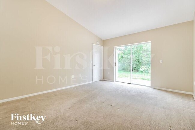 Building Photo - 28635 Fairweather Dr