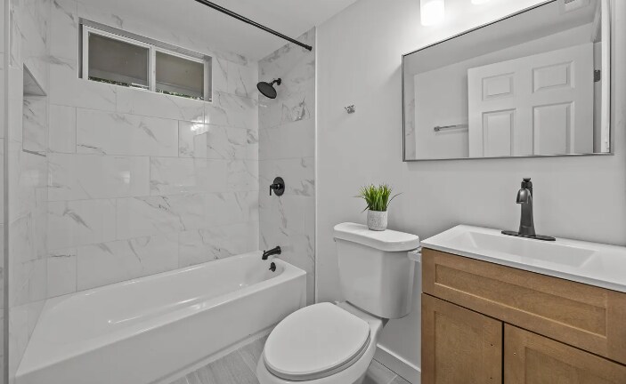 Building Photo - 1213 S Bloodworth St