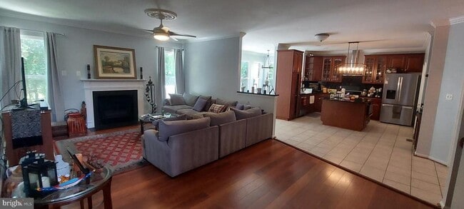 Building Photo - 121 Apple Blossom Way