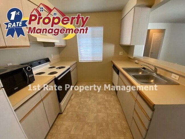Building Photo - 540 S Workland Ln