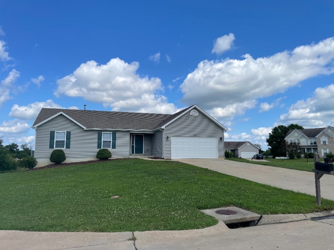 Primary Photo - 153 Sweetgum Dr