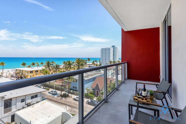 Building Photo - 777 N Ocean Dr