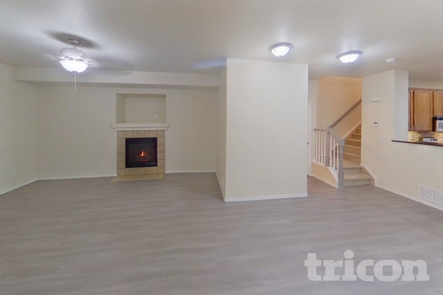 Building Photo - 7147 Silverwind Cir