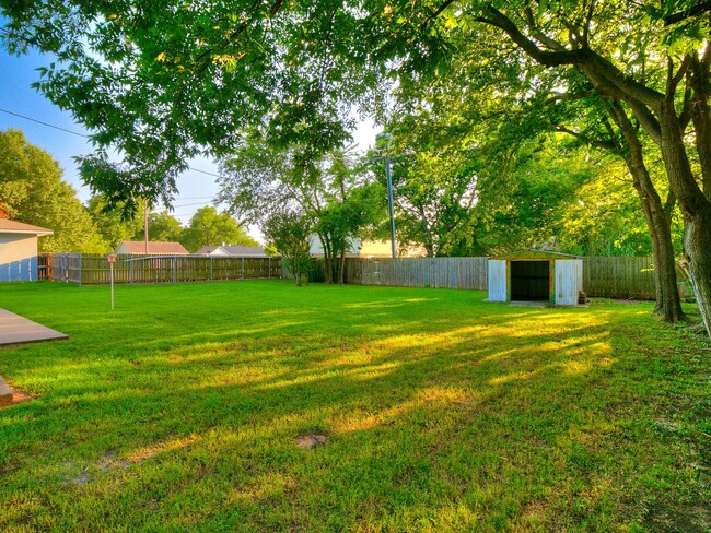 Building Photo - 2 bed, 2 bath in Shawnee OK