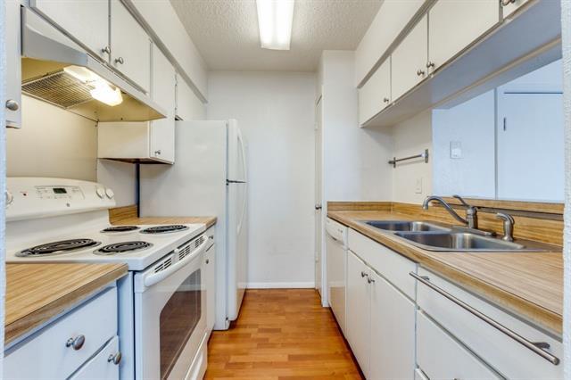 Building Photo - 4020 Holland Ave