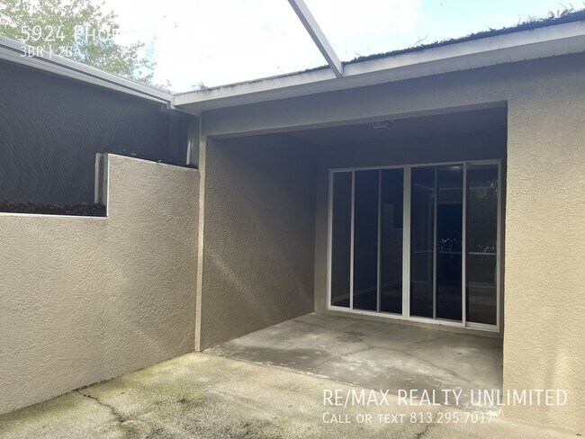 Building Photo - 5924 Phoebenest Dr