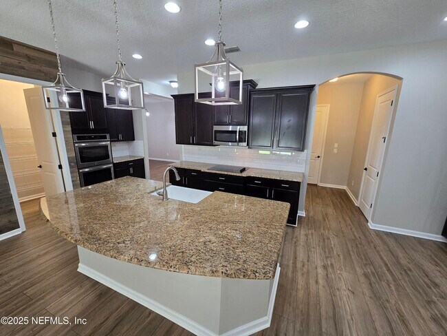 Building Photo - 204 Balvenie Dr