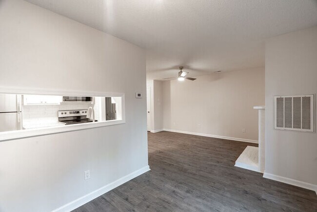 Building Photo - Perfect for roommates! Near Rex Hospital and Lenovo Center