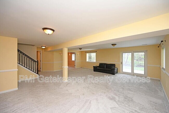 Building Photo - 3907 Lost Willow Dr