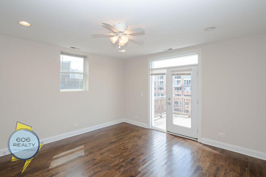 Building Photo - 649 W Deming Pl