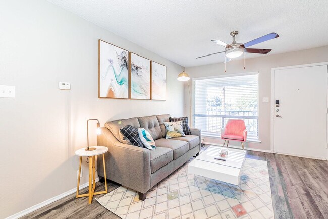 Building Photo - 3501 S 1st St