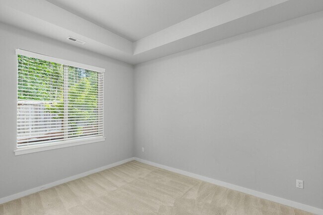 Building Photo - 6 Bedroom Home in Brookside at the Woodlands