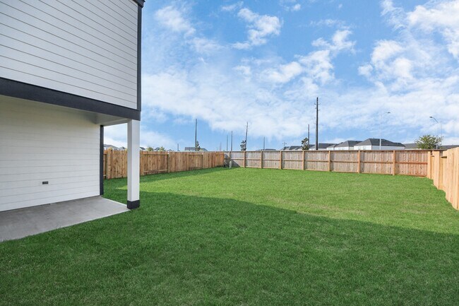 Building Photo - 10326 Penryn Frst Trl