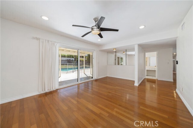 Building Photo - 20436 Wells Dr