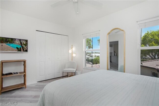 Building Photo - 700 Diamond Cir