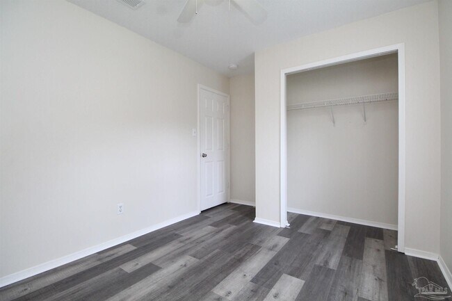 Building Photo - 8126 Crystal Wells Pl