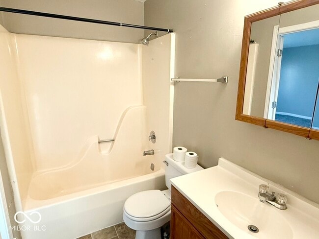 Building Photo - 837 Harlan St