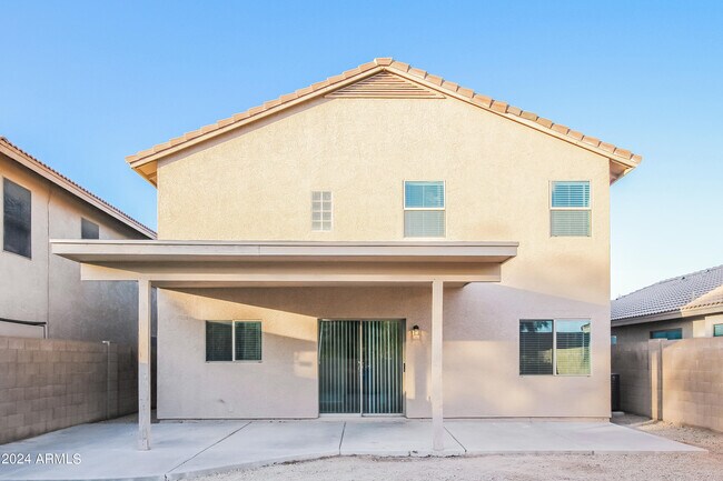 Building Photo - 2239 E Paraiso Dr