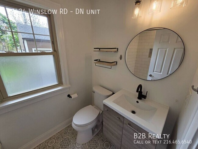 Building Photo - 17424 Winslow Rd