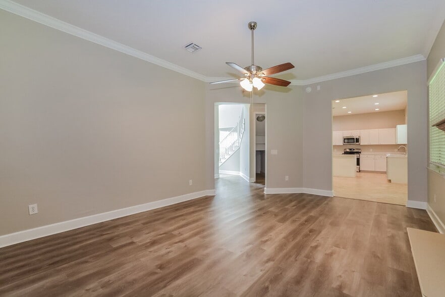 Building Photo - 958 Belle Oak Dr